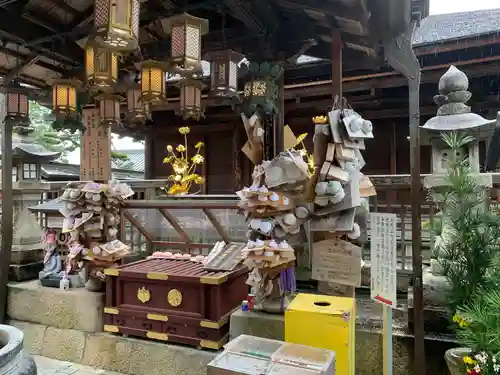 慈尊院の本殿・本堂