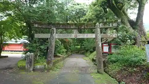 止上神社の鳥居