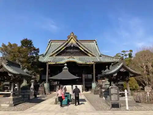 成田山新勝寺の本殿・本堂