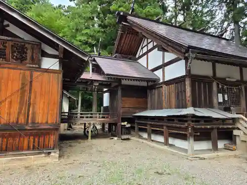 荏名神社の本殿・本堂