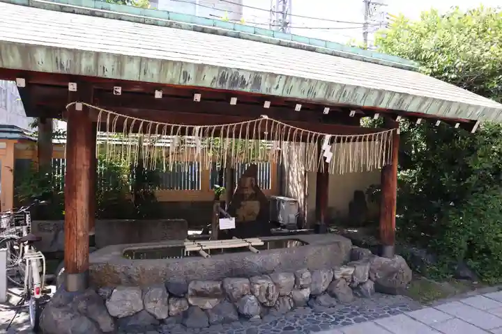 京都大神宮の手水舎