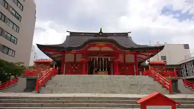 花園神社の本殿・本堂