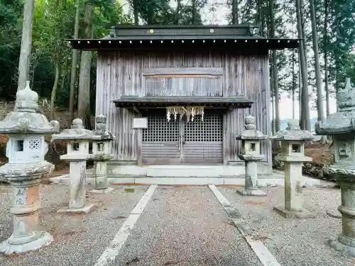 天満社の{uncategorized: "未分類", other: "その他", undefined: "問題あり", building: "その他建物", grave: "お墓", sacred_gate: "鳥居", guardian: "狛犬", statue: "像", buddha: "仏像", history: "歴史", nature: "自然", garden: "庭園", animal: "動物", pagoda: "塔", temizu: "手水舎", mountain_gate: "山門・神門", sanctuary: "本殿・本堂", subordinate: "末社・摂社", art: "芸術", scenery: "景色", jizo: "地蔵", ema: "絵馬", goshuin: "御朱印", omikuji: "おみくじ", items: "授与品その他", amulet: "お守り", goshuincho: "御朱印帳", eats: "食事", festival: "お祭り", votive_dance: "神楽", shichigosan: "七五三参", wedding: "結婚式", experience: "体験その他", initially: "初詣", around: "周辺", anti_infection: "感染症対策"}