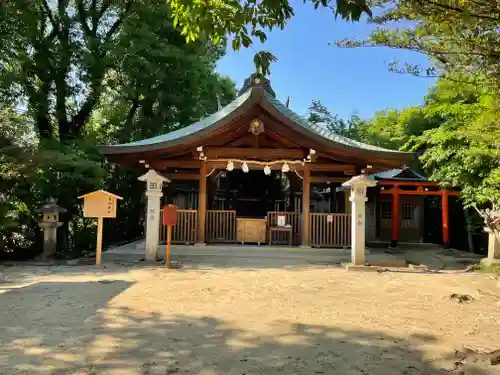 名次神社の本殿・本堂