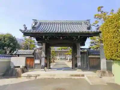 空臨寺の山門・神門
