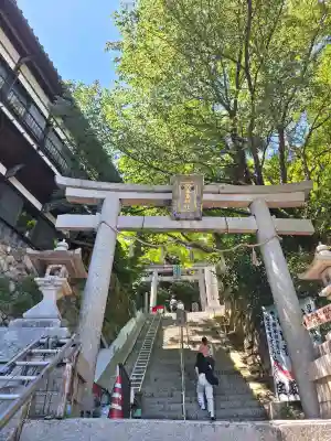 竹生島神社（都久夫須麻神社）の{uncategorized: "未分類", other: "その他", undefined: "問題あり", building: "その他建物", grave: "お墓", sacred_gate: "鳥居", guardian: "狛犬", statue: "像", buddha: "仏像", history: "歴史", nature: "自然", garden: "庭園", animal: "動物", pagoda: "塔", temizu: "手水舎", mountain_gate: "山門・神門", sanctuary: "本殿・本堂", subordinate: "末社・摂社", art: "芸術", scenery: "景色", jizo: "地蔵", ema: "絵馬", goshuin: "御朱印", omikuji: "おみくじ", items: "授与品その他", amulet: "お守り", goshuincho: "御朱印帳", eats: "食事", festival: "お祭り", votive_dance: "神楽", shichigosan: "七五三参", wedding: "結婚式", experience: "体験その他", initially: "初詣", around: "周辺", anti_infection: "感染症対策"}