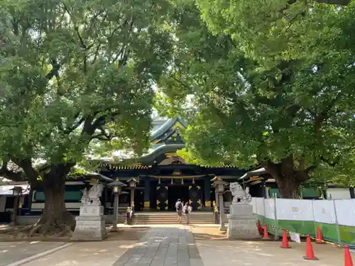 穴八幡宮の本殿・本堂