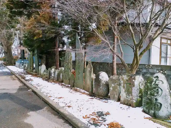 神明社の建物その他