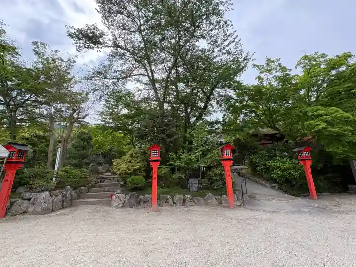 律院の{uncategorized: "未分類", other: "その他", undefined: "問題あり", building: "その他建物", grave: "お墓", sacred_gate: "鳥居", guardian: "狛犬", statue: "像", buddha: "仏像", history: "歴史", nature: "自然", garden: "庭園", animal: "動物", pagoda: "塔", temizu: "手水舎", mountain_gate: "山門・神門", sanctuary: "本殿・本堂", subordinate: "末社・摂社", art: "芸術", scenery: "景色", jizo: "地蔵", ema: "絵馬", goshuin: "御朱印", omikuji: "おみくじ", items: "授与品その他", amulet: "お守り", goshuincho: "御朱印帳", eats: "食事", festival: "お祭り", votive_dance: "神楽", shichigosan: "七五三参", wedding: "結婚式", experience: "体験その他", initially: "初詣", around: "周辺", anti_infection: "感染症対策"}