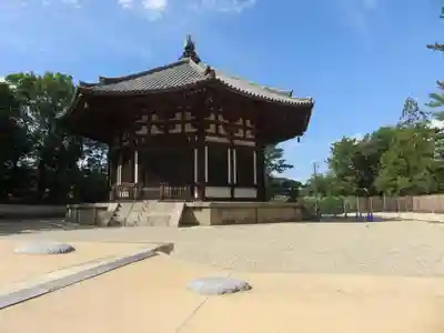 興福寺の本殿・本堂