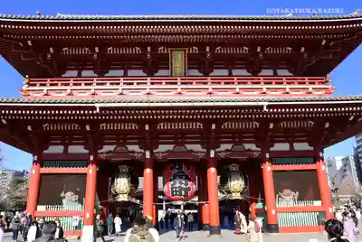 浅草寺の山門・神門