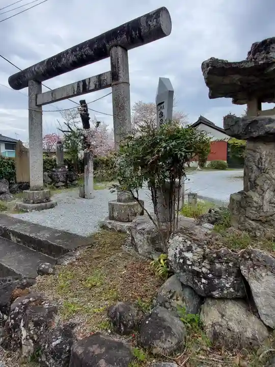 武甲山御嶽神社里宮の鳥居