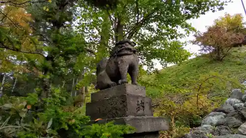 中富良野神社の狛犬