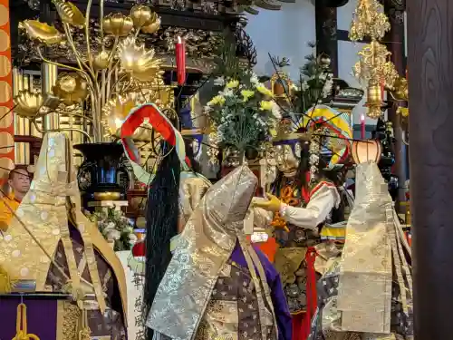 大念佛寺の{uncategorized: "未分類", other: "その他", undefined: "問題あり", building: "その他建物", grave: "お墓", sacred_gate: "鳥居", guardian: "狛犬", statue: "像", buddha: "仏像", history: "歴史", nature: "自然", garden: "庭園", animal: "動物", pagoda: "塔", temizu: "手水舎", mountain_gate: "山門・神門", sanctuary: "本殿・本堂", subordinate: "末社・摂社", art: "芸術", scenery: "景色", jizo: "地蔵", ema: "絵馬", goshuin: "御朱印", omikuji: "おみくじ", items: "授与品その他", amulet: "お守り", goshuincho: "御朱印帳", eats: "食事", festival: "お祭り", votive_dance: "神楽", shichigosan: "七五三参", wedding: "結婚式", experience: "体験その他", initially: "初詣", around: "周辺", anti_infection: "感染症対策"}