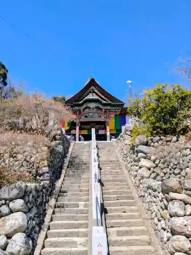 埼玉厄除け開運大師・龍泉寺（切り絵御朱印発祥の寺）の{uncategorized: "未分類", other: "その他", undefined: "問題あり", building: "その他建物", grave: "お墓", sacred_gate: "鳥居", guardian: "狛犬", statue: "像", buddha: "仏像", history: "歴史", nature: "自然", garden: "庭園", animal: "動物", pagoda: "塔", temizu: "手水舎", mountain_gate: "山門・神門", sanctuary: "本殿・本堂", subordinate: "末社・摂社", art: "芸術", scenery: "景色", jizo: "地蔵", ema: "絵馬", goshuin: "御朱印", omikuji: "おみくじ", items: "授与品その他", amulet: "お守り", goshuincho: "御朱印帳", eats: "食事", festival: "お祭り", votive_dance: "神楽", shichigosan: "七五三参", wedding: "結婚式", experience: "体験その他", initially: "初詣", around: "周辺", anti_infection: "感染症対策"}