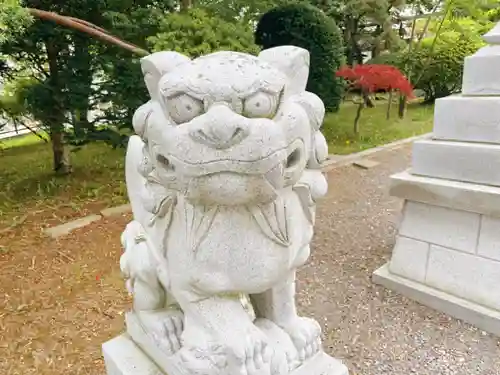 湯倉神社の狛犬