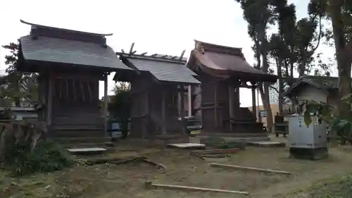 飯香岡八幡宮の末社