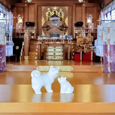 彌彦神社　(伊夜日子神社)の像