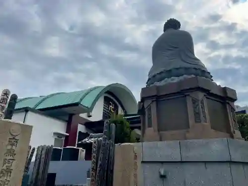 常光寺の{uncategorized: "未分類", other: "その他", undefined: "問題あり", building: "その他建物", grave: "お墓", sacred_gate: "鳥居", guardian: "狛犬", statue: "像", buddha: "仏像", history: "歴史", nature: "自然", garden: "庭園", animal: "動物", pagoda: "塔", temizu: "手水舎", mountain_gate: "山門・神門", sanctuary: "本殿・本堂", subordinate: "末社・摂社", art: "芸術", scenery: "景色", jizo: "地蔵", ema: "絵馬", goshuin: "御朱印", omikuji: "おみくじ", items: "授与品その他", amulet: "お守り", goshuincho: "御朱印帳", eats: "食事", festival: "お祭り", votive_dance: "神楽", shichigosan: "七五三参", wedding: "結婚式", experience: "体験その他", initially: "初詣", around: "周辺", anti_infection: "感染症対策"}