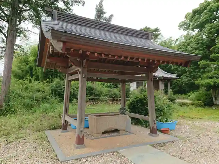 長福寺の手水舎