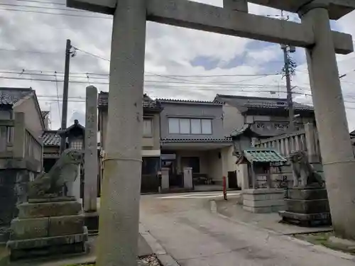 櫟原神社の鳥居