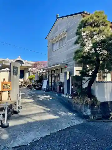 福勝寺の{uncategorized: "未分類", other: "その他", undefined: "問題あり", building: "その他建物", grave: "お墓", sacred_gate: "鳥居", guardian: "狛犬", statue: "像", buddha: "仏像", history: "歴史", nature: "自然", garden: "庭園", animal: "動物", pagoda: "塔", temizu: "手水舎", mountain_gate: "山門・神門", sanctuary: "本殿・本堂", subordinate: "末社・摂社", art: "芸術", scenery: "景色", jizo: "地蔵", ema: "絵馬", goshuin: "御朱印", omikuji: "おみくじ", items: "授与品その他", amulet: "お守り", goshuincho: "御朱印帳", eats: "食事", festival: "お祭り", votive_dance: "神楽", shichigosan: "七五三参", wedding: "結婚式", experience: "体験その他", initially: "初詣", around: "周辺", anti_infection: "感染症対策"}