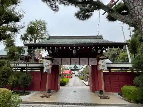 大坊本行寺の山門