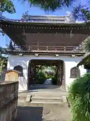 元慶寺の山門