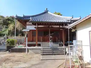 日限寺の本殿・本堂