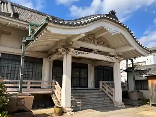 白旗観音寺の本殿・本堂