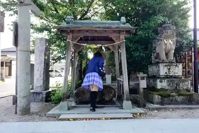 立虫神社の手水舎