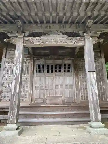 鳳来寺の本殿・本堂