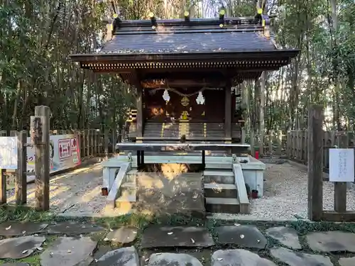 出雲大社相模分祠の末社・摂社