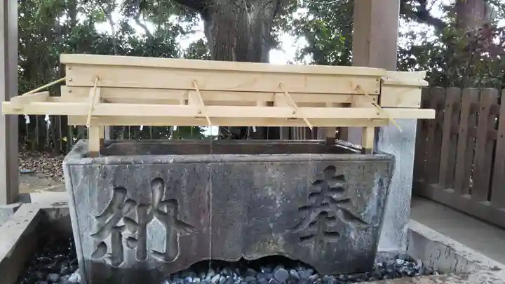 検見川神社の手水舎
