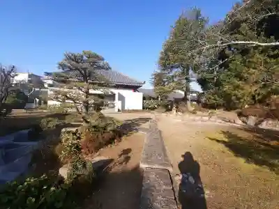 得生寺の{uncategorized: "未分類", other: "その他", undefined: "問題あり", building: "その他建物", grave: "お墓", sacred_gate: "鳥居", guardian: "狛犬", statue: "像", buddha: "仏像", history: "歴史", nature: "自然", garden: "庭園", animal: "動物", pagoda: "塔", temizu: "手水舎", mountain_gate: "山門・神門", sanctuary: "本殿・本堂", subordinate: "末社・摂社", art: "芸術", scenery: "景色", jizo: "地蔵", ema: "絵馬", goshuin: "御朱印", omikuji: "おみくじ", items: "授与品その他", amulet: "お守り", goshuincho: "御朱印帳", eats: "食事", festival: "お祭り", votive_dance: "神楽", shichigosan: "七五三参", wedding: "結婚式", experience: "体験その他", initially: "初詣", around: "周辺", anti_infection: "感染症対策"}