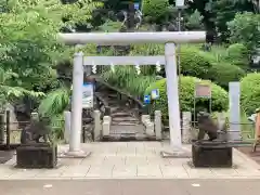 鳩森八幡神社の鳥居