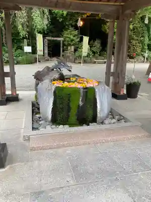 出雲大社相模分祠の手水舎