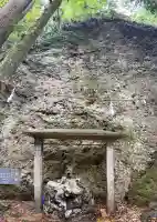 神内神社の{uncategorized: "未分類", other: "その他", undefined: "問題あり", building: "その他建物", grave: "お墓", sacred_gate: "鳥居", guardian: "狛犬", statue: "像", buddha: "仏像", history: "歴史", nature: "自然", garden: "庭園", animal: "動物", pagoda: "塔", temizu: "手水舎", mountain_gate: "山門・神門", sanctuary: "本殿・本堂", subordinate: "末社・摂社", art: "芸術", scenery: "景色", jizo: "地蔵", ema: "絵馬", goshuin: "御朱印", omikuji: "おみくじ", items: "授与品その他", amulet: "お守り", goshuincho: "御朱印帳", eats: "食事", festival: "お祭り", votive_dance: "神楽", shichigosan: "七五三参", wedding: "結婚式", experience: "体験その他", initially: "初詣", around: "周辺", anti_infection: "感染症対策"}
