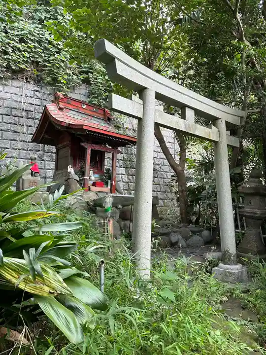 正一位三孫稲荷大明神(神奈川県)