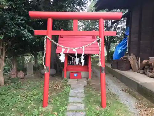 市ヶ尾杉山神社の鳥居