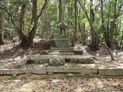 撃鼓神社の末社