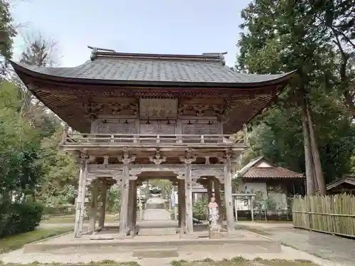 雲樹寺の山門