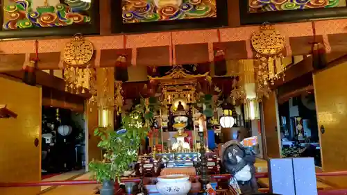 亮昌寺の本殿・本堂