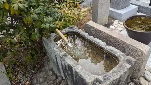 蓮生院の手水舎