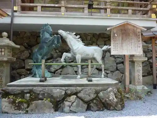 貴船神社の狛犬