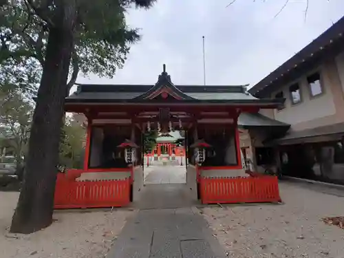 馬橋稲荷神社の山門