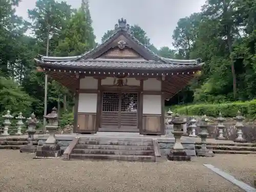 天神社の本殿