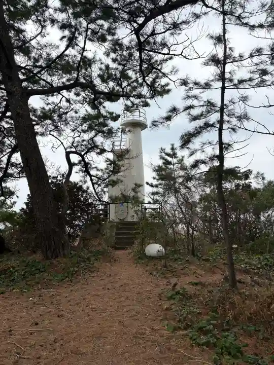 嚴島神社の{uncategorized: "未分類", other: "その他", undefined: "問題あり", building: "その他建物", grave: "お墓", sacred_gate: "鳥居", guardian: "狛犬", statue: "像", buddha: "仏像", history: "歴史", nature: "自然", garden: "庭園", animal: "動物", pagoda: "塔", temizu: "手水舎", mountain_gate: "山門・神門", sanctuary: "本殿・本堂", subordinate: "末社・摂社", art: "芸術", scenery: "景色", jizo: "地蔵", ema: "絵馬", goshuin: "御朱印", omikuji: "おみくじ", items: "授与品その他", amulet: "お守り", goshuincho: "御朱印帳", eats: "食事", festival: "お祭り", votive_dance: "神楽", shichigosan: "七五三参", wedding: "結婚式", experience: "体験その他", initially: "初詣", around: "周辺", anti_infection: "感染症対策"}