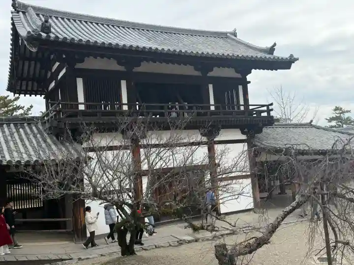 法隆寺の{uncategorized: "未分類", other: "その他", undefined: "問題あり", building: "その他建物", grave: "お墓", sacred_gate: "鳥居", guardian: "狛犬", statue: "像", buddha: "仏像", history: "歴史", nature: "自然", garden: "庭園", animal: "動物", pagoda: "塔", temizu: "手水舎", mountain_gate: "山門・神門", sanctuary: "本殿・本堂", subordinate: "末社・摂社", art: "芸術", scenery: "景色", jizo: "地蔵", ema: "絵馬", goshuin: "御朱印", omikuji: "おみくじ", items: "授与品その他", amulet: "お守り", goshuincho: "御朱印帳", eats: "食事", festival: "お祭り", votive_dance: "神楽", shichigosan: "七五三参", wedding: "結婚式", experience: "体験その他", initially: "初詣", around: "周辺", anti_infection: "感染症対策"}