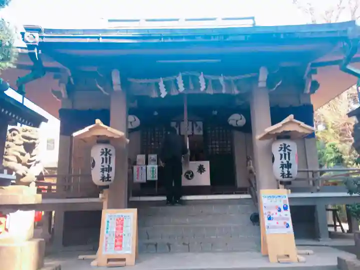上目黒氷川神社の本殿・本堂